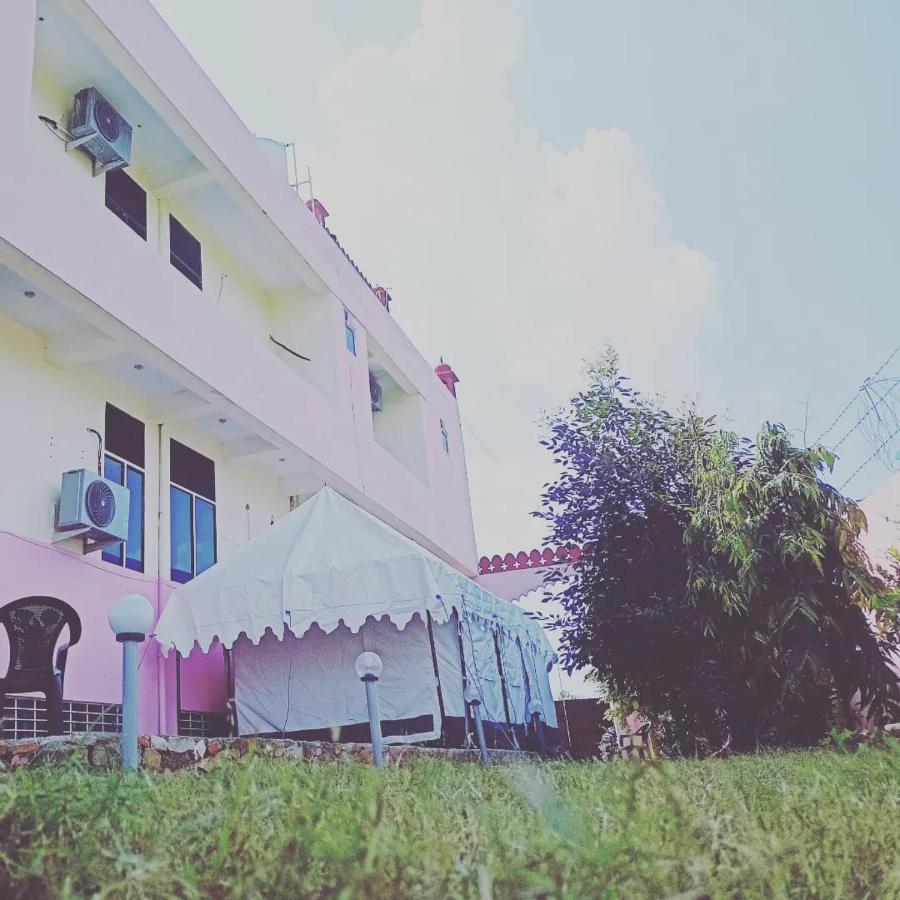 The Forest View Resort Khilchīpur Exterior foto